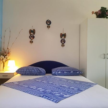 Apartments With A Parking Space Banjol, Rab - 5071 ห้อง รูปภาพ